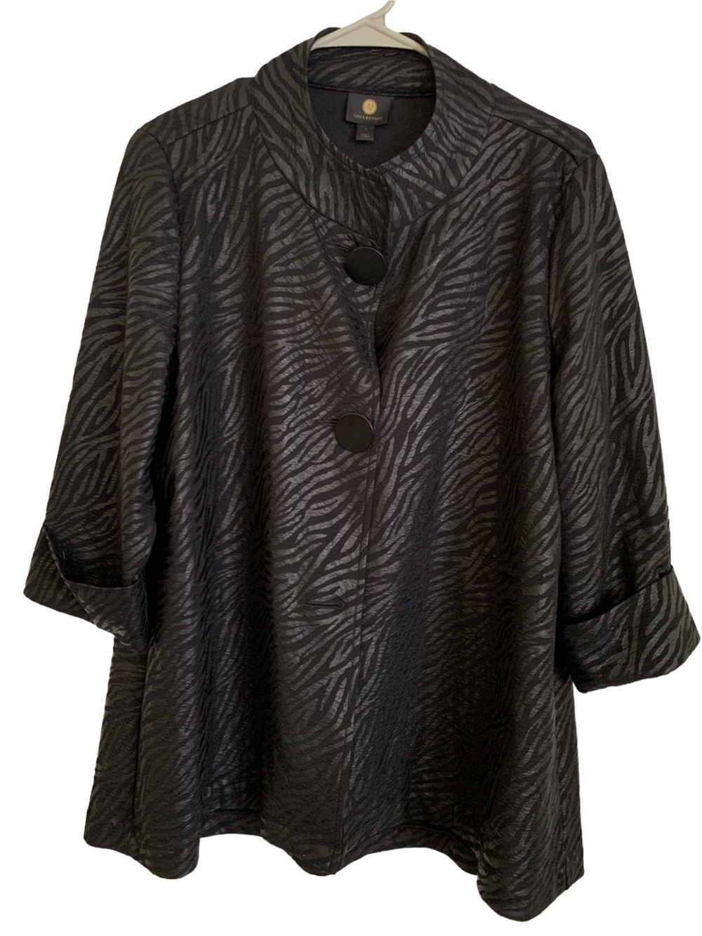 JM COLLECTION Black Zebra Stripe 3/4 Sleeve Three Button Front Closure Jacket